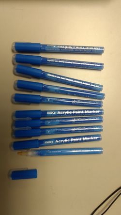10 pcs acrylic paint markers. Blue.