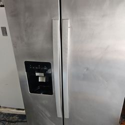 Whirlpool Refrigerator And Freezer 
