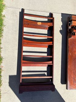 Kids book shelf