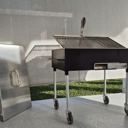 Stainless steel Handmade Outdoor Grill with Iron Case, Lide & Fire Brick Base for Uruguayan Parilla.