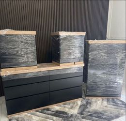 Dresser,  Chest And 2 Nightstands  - Cómoda,  Gavetero Y 2 Mesitas de noche