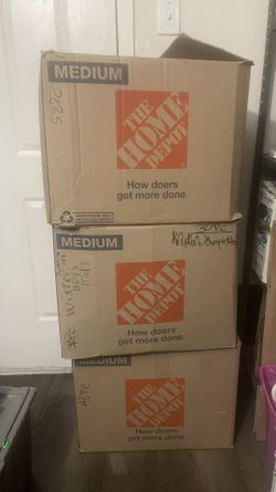 3boxes.    Kids -juvenile.    Clothes 