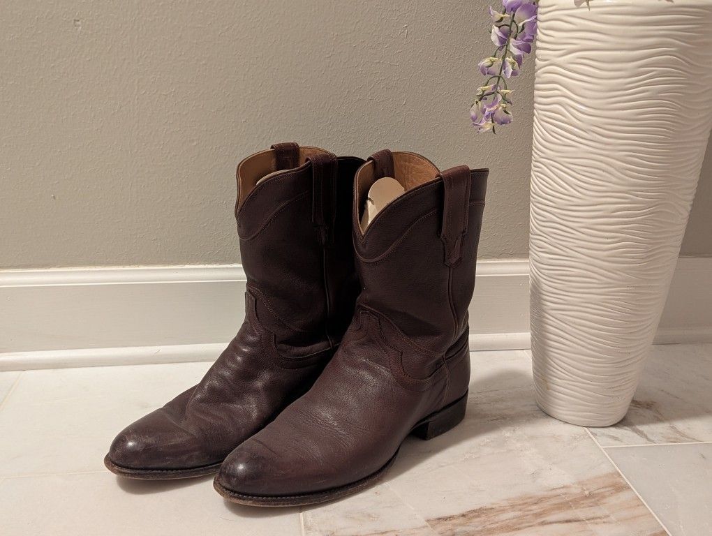 Get Rodeo Ready With Tecovas Boots & Matching Belt