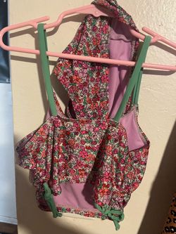 Girls swimsuits