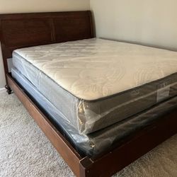 NEW MATTRESS QUEEN SIZE PLUSH WITH BOX SPRING-SET / 🚚🚚🚚