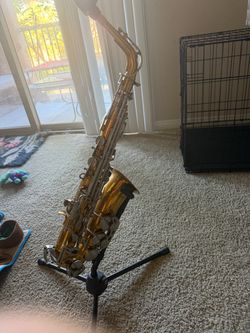 Vintage 1980s Armstrong Alto Saxophone (Complete Outfit w/ Case & Strap