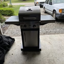 Well Cared For Char-Broil Performance Series Black 2 Burner Gas Grill with Bottle and Cover