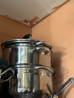 2 pots
