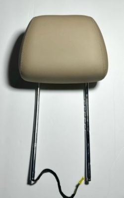 10-16 Mercedes E350 E550 Sedan 10-18 CLS350 Front Driver or Passenger Headrest Beige