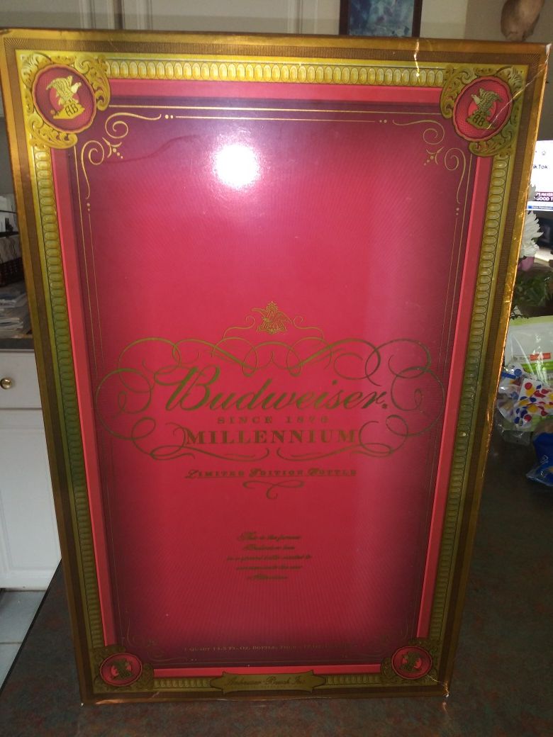 Budweiser Millennium Limited Edition Collectors Bottle with 4 Glass Set