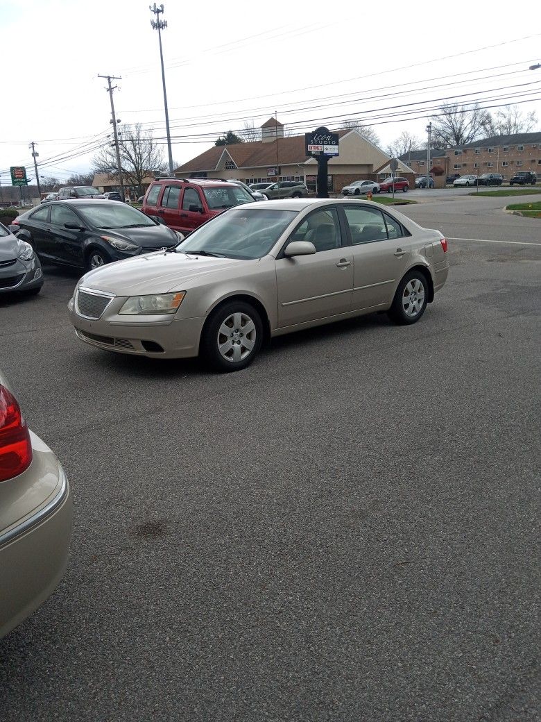 2009 HYUNDAI SONATA