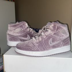 Air Jordan 1 Mid SE Purple Velvet Women's