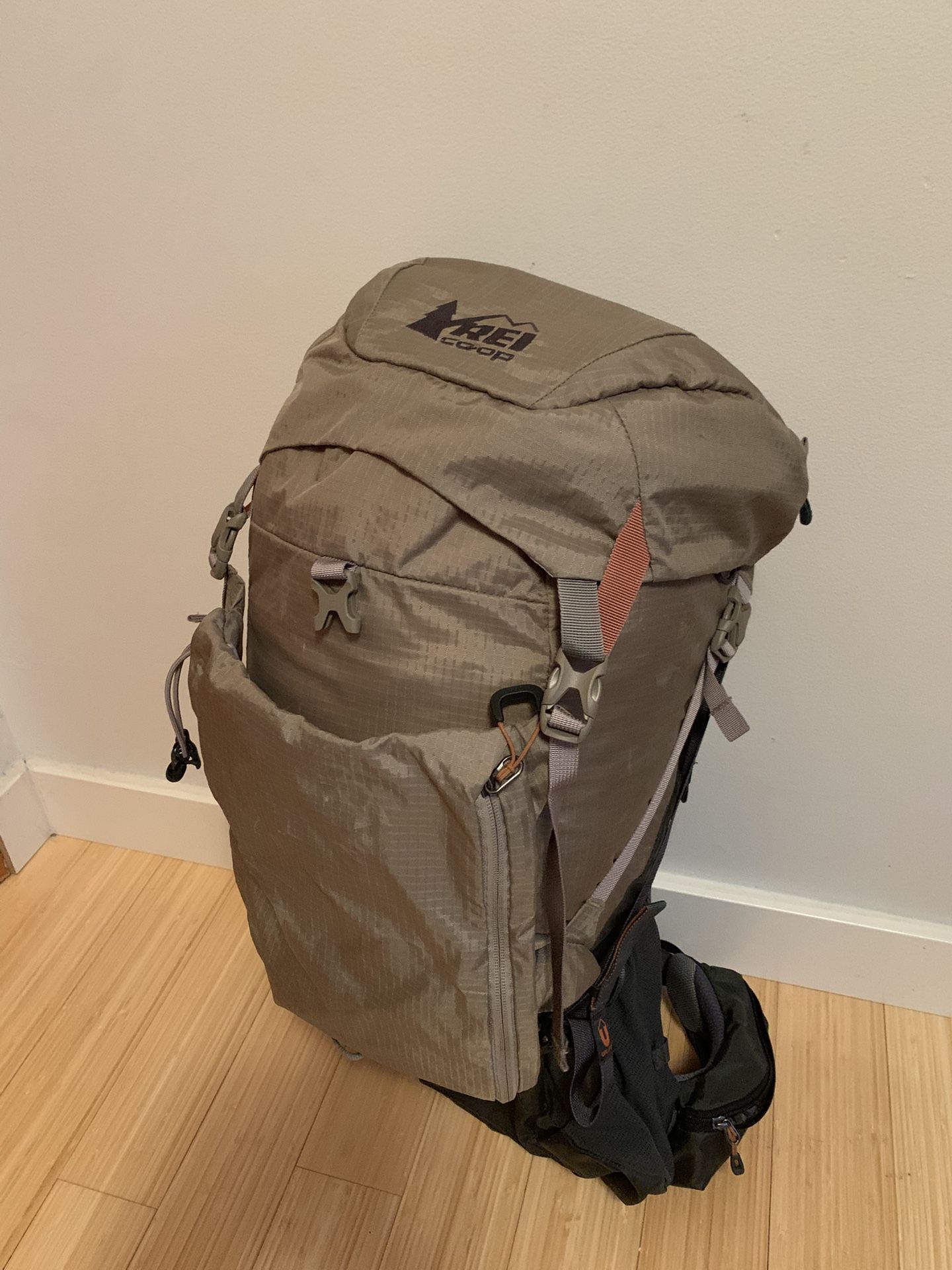 Rei Hiking Backpack.women 