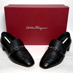 SALVATORE FERRAGAMO TILOS BLACK GANCINI CHAIN LOW HEELS PUMPS SHOES SIZE 7