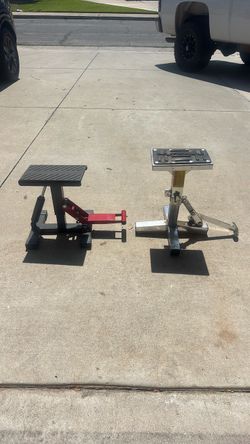 Dirtbike stands
