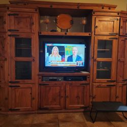 Rustic Looking 5 Piece Entertainment Center 