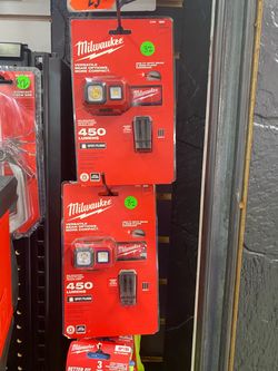 Milwaukee 450 Lumen Spot/Flood Headlamp