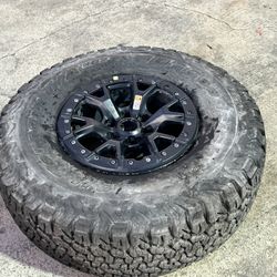 (1) ONE 2023 Ford Raptor R F-150 F150 Black Beadlock Wheels Rim Tire PP OEM 37”