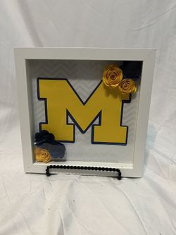 UM Shadow Box White 8x8 University of Michigan College Gift Graduation Alumni