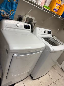 LG Washer and Dryer Set