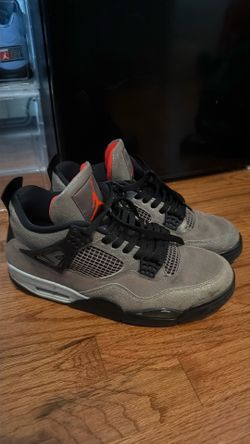 Jordan 4 taupe Haze