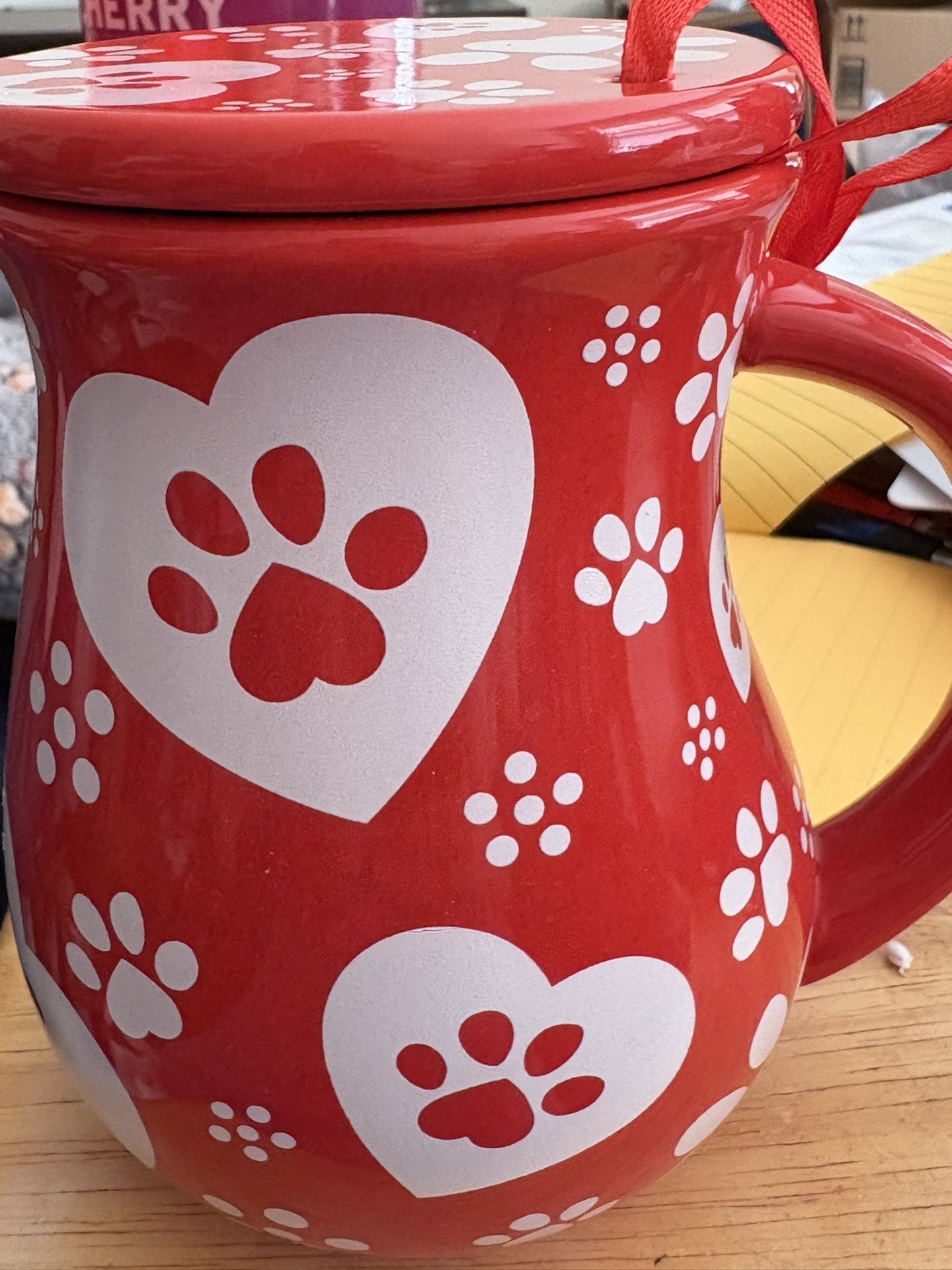Set Of 4 Temptation Paw Print Mugs
