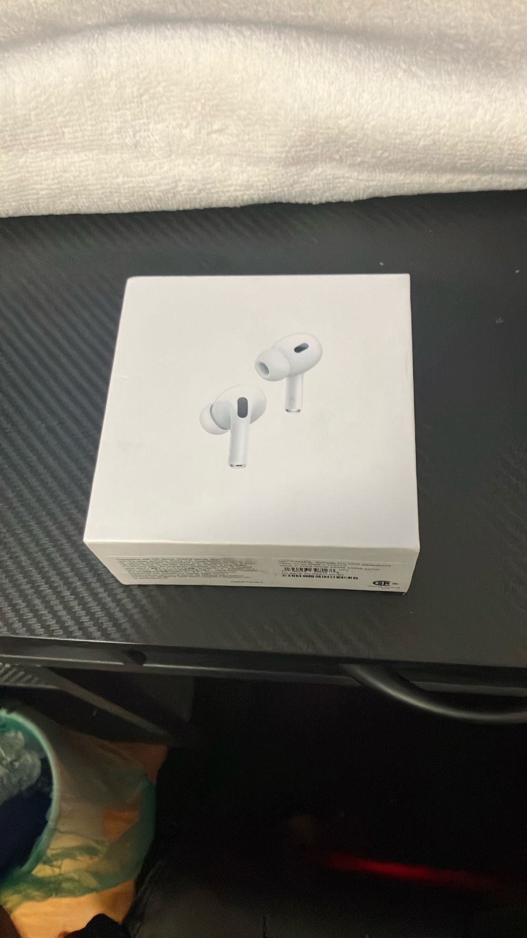 AirPods Pro (2nd Gen) with MagSafe Charging Case