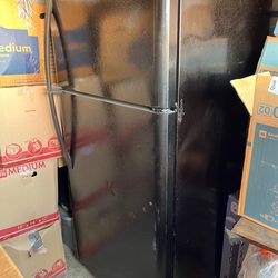 Kenmore Refrigerator For Sale $250