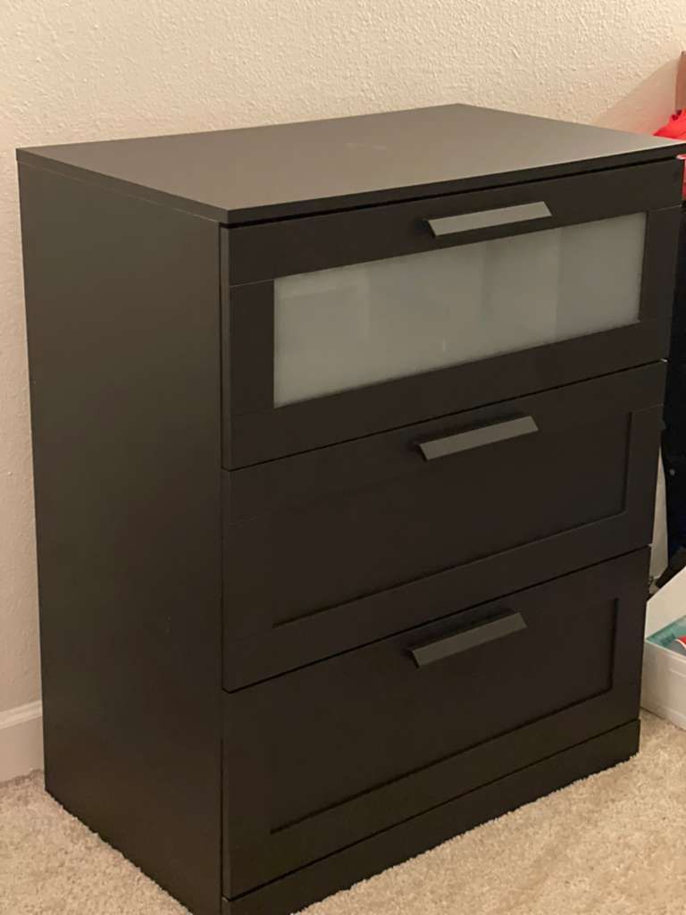 3-drawer dresser