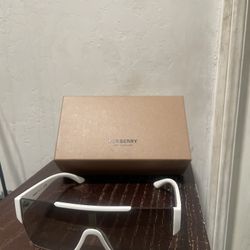 Burberry Sunglasses 