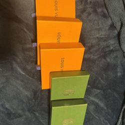 Louis Vuitton Wallet/ Goyard Wallet