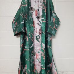 New York & Co. Gabrielle Union Reversible Kimono 