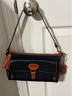 Pebble Grain Dana Pocket Clutch Bag
