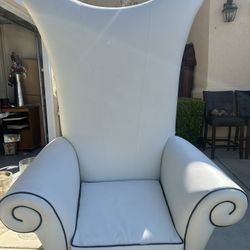 Big White Throne Chair