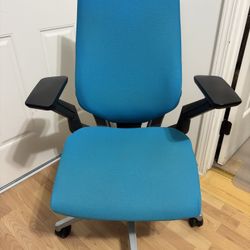 ❤️Blue Gesture Steelcase Gaming/Executive Chair 