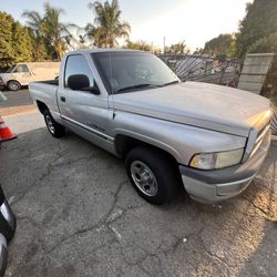 2001 Dodge Ram 1500 Single Cab 