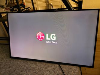 LG FLAT SCREEN TV 51”