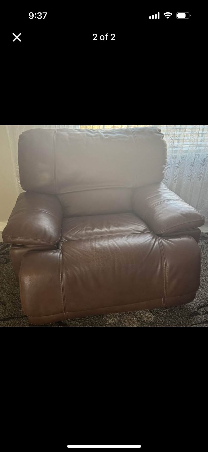 Two Electric Recliners