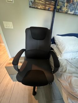 Office chair with wheels