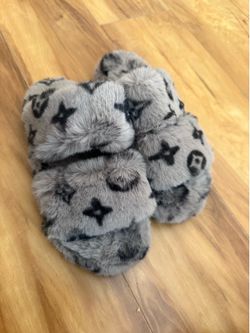 Furry Slides (Grey & Black)