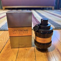 Viktor & Rolf Spicebomb Extreme 