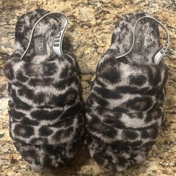 UGG Women's Fluff Yeah Slide Snow Leopard Panther Print Slipper Stormy Gray 1120903