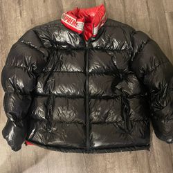 SUPREME PUFFER JACKET SIZE L 