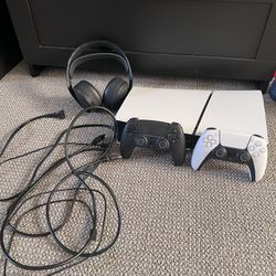 PS5 W/ 2 Controllers & Headset