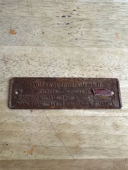 VW nostalgia bus tag