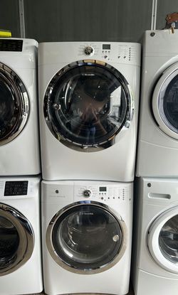 Electrolux Front Load Washer & Dryer White