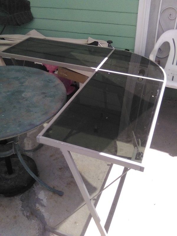 Nice Glass Corner Table
