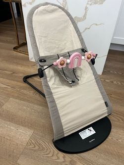 BabyBjorn Bouncer Balance Soft, Cotton/Jersey, Beige/Gray 2-in-1 Adjustable Baby Bouncer Seat and Toddler Chair, Newborn to Toddler (8-29 lbs), 4 Posi