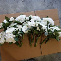 12 Wedding Flower Boutiques With Yarn