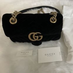 USED AUTHENTIC GUCCI MINI VELVET MARMONT SHOULDER BAG